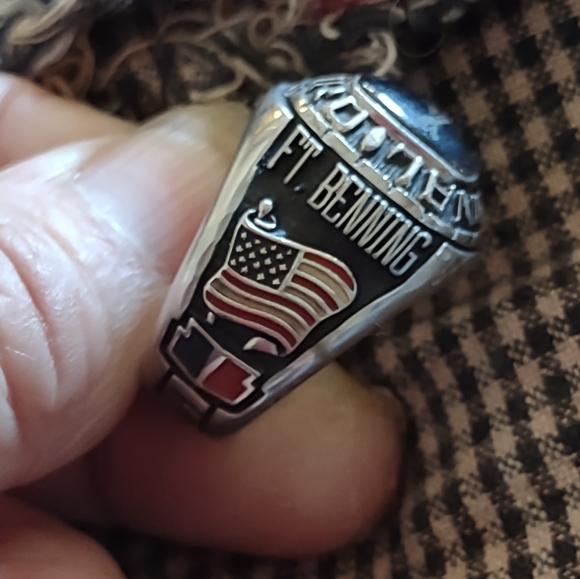 National guard valadium ring - Picture 4 of 5